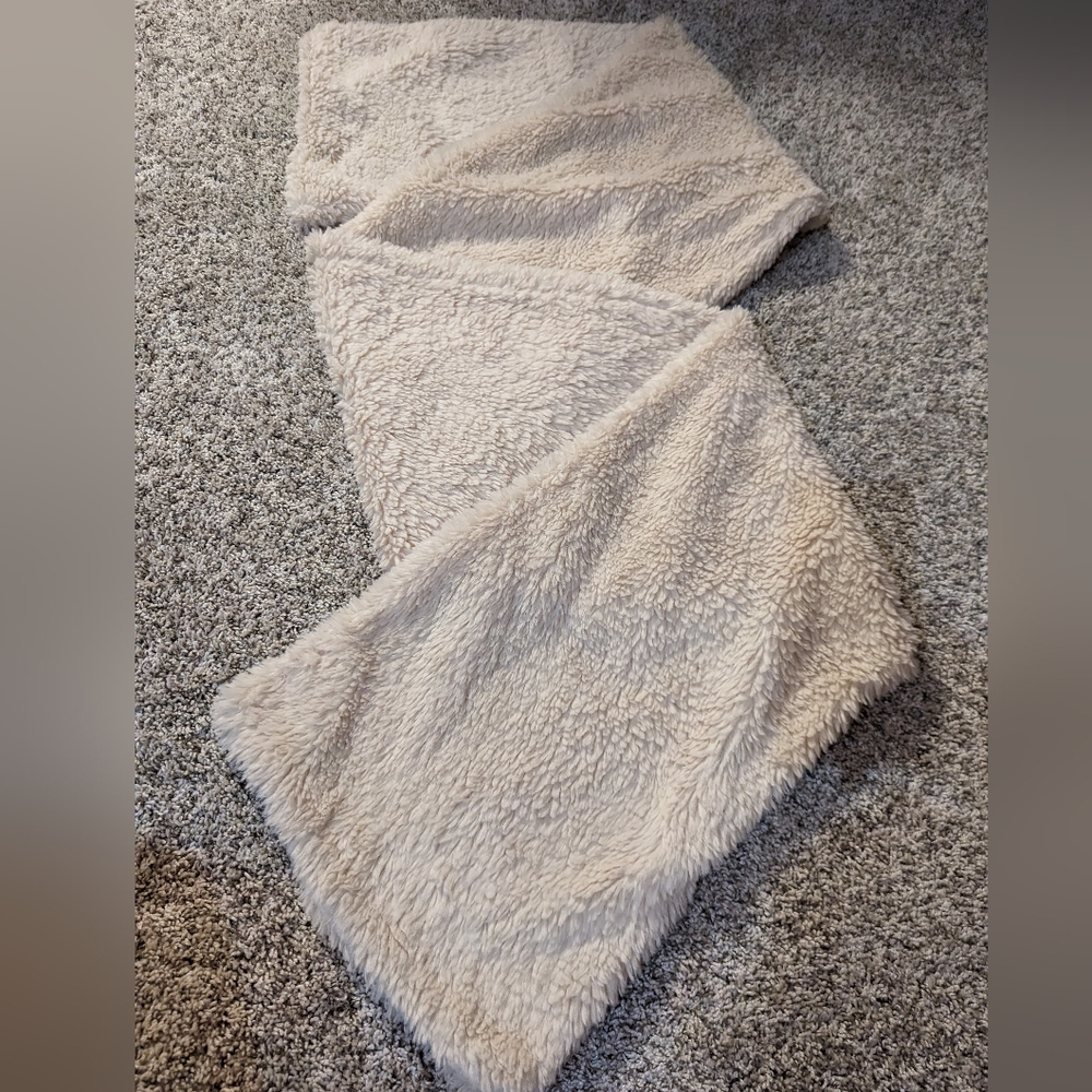 Xl aerie blanket scarf